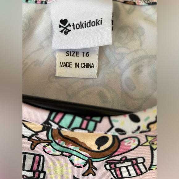 Tokidoki big girl Christmas print dress/ Size 16 yeas old - Picture 3 of 7